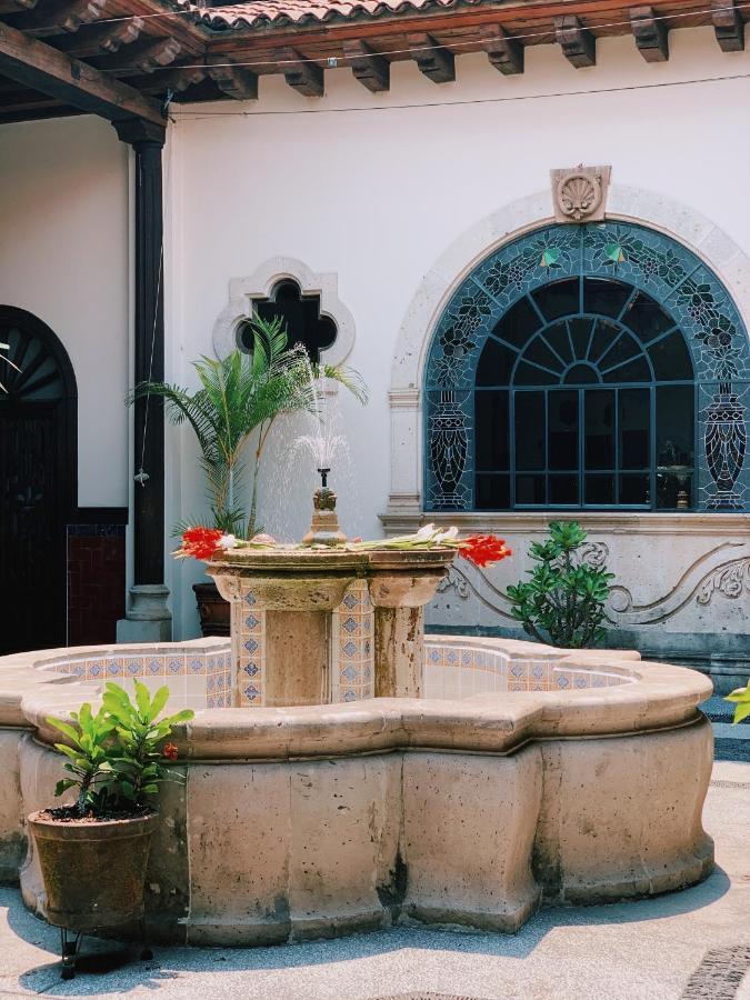 Hotel Mi Solar Centro Uruapan  Экстерьер фото